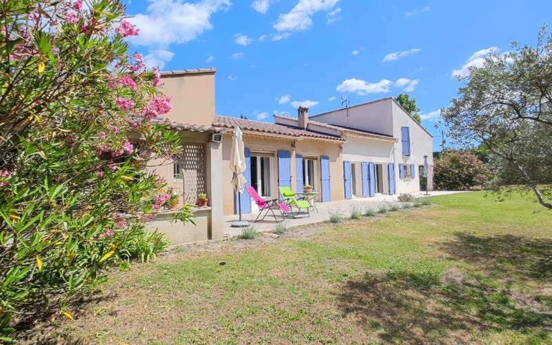 Vente Maison 200m² 6 Pièces à Robion (84440) - Soleil De Provence Immobilier