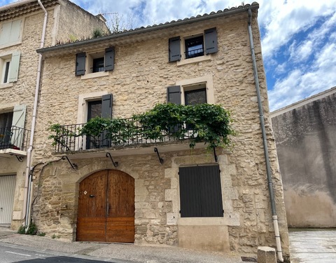 FACADE